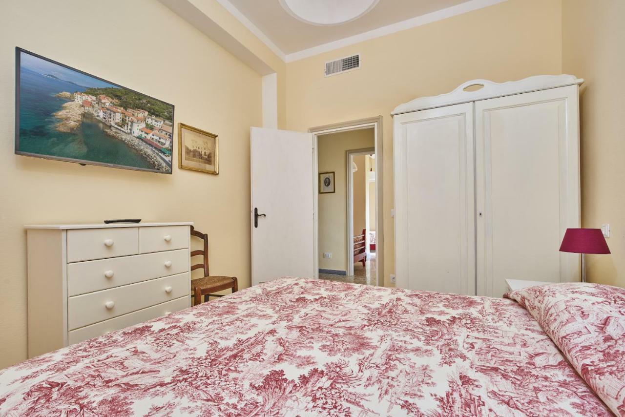 Marciana Hills Apartments ภายนอก รูปภาพ